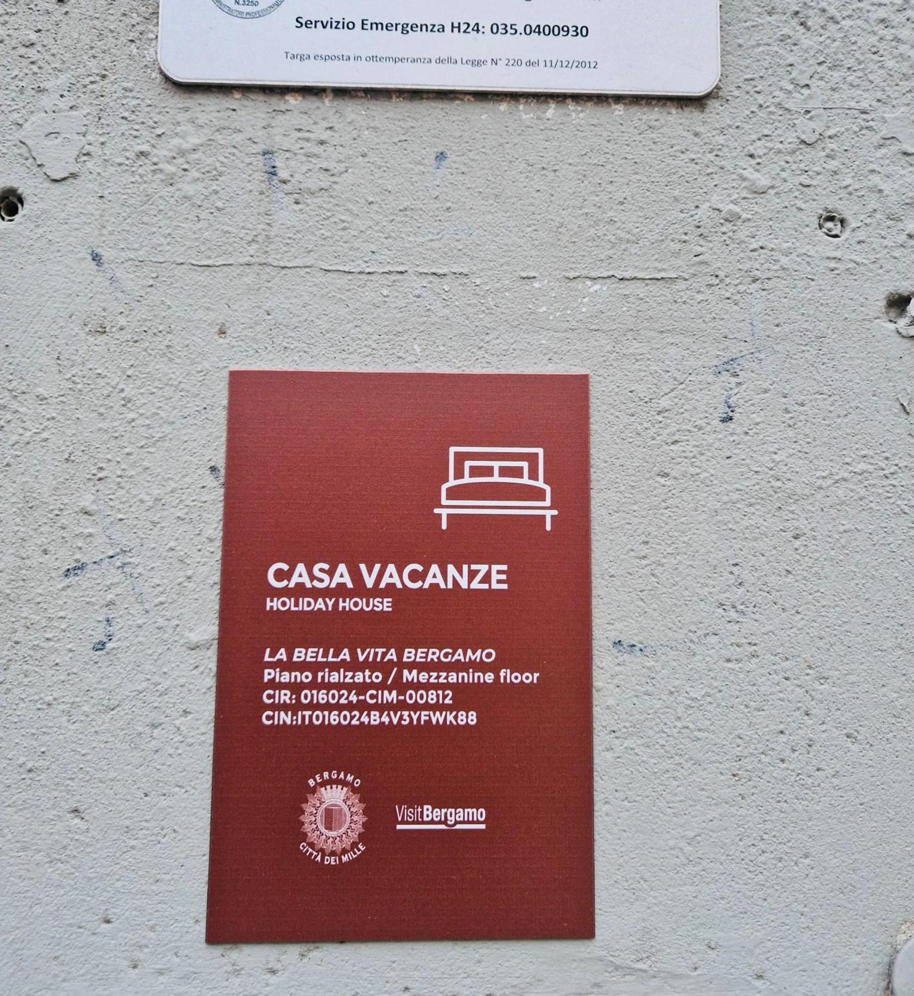 La Bella Vita Bergamo With Free Private Parking Extérieur photo